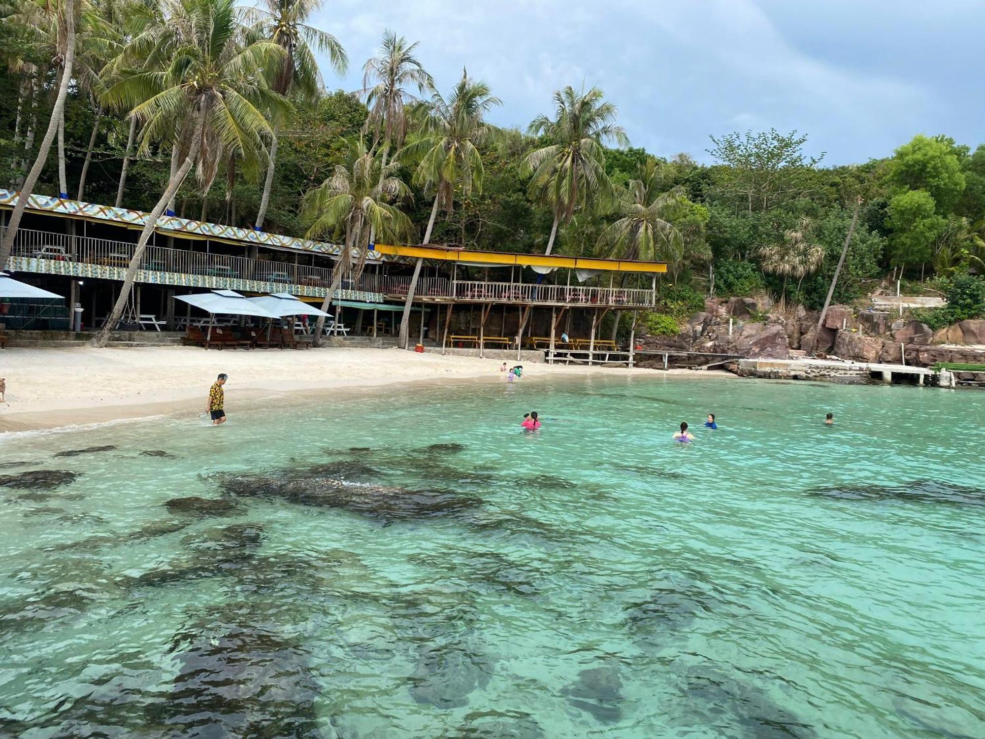 Albergue Phu House Phu Quoc Exterior foto